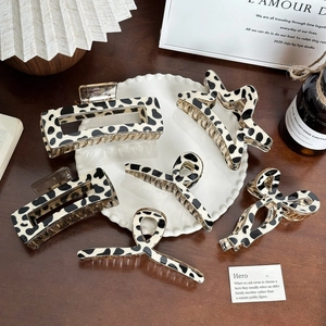 Vintage Cow Print Hair Claw Clips Resin Acrylic Large Square Geometric Spotted Shark Clip Retro Hair Accessories For Women