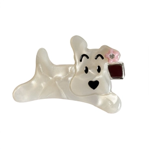Barrette chiot blanc en acétate avec fleur rose et détails en strass brillant