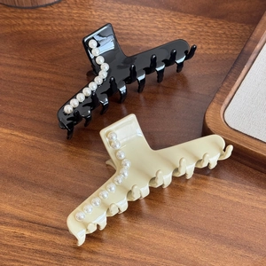 French style acetate claw clips set with elegant pearls in black and creamy white colors