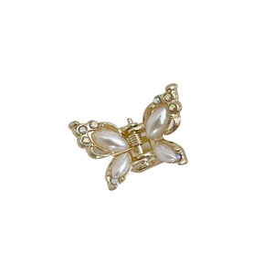 Eleganter goldener Schmetterlings-Haarclip mit Markis-Perlen und funkelnden Kristallen