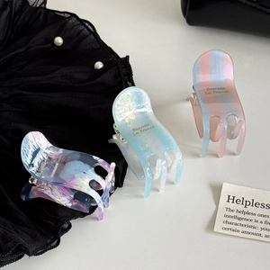 Three-piece set of elegant marble and gradient acetate hair claws for half-up hairstyles