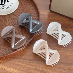 Minimalist Resin Cross Infinity Hair Claw Clip For Women Large Geometric Shark Clip Elegant Half Updo Hair Accessory Barrette
