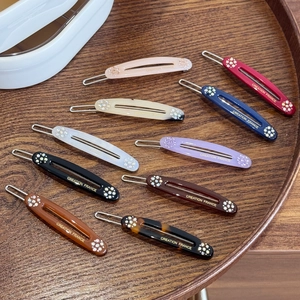 Elegantes Set aus 10 Acetat-Haarclips in Ovalform mit Strass in verschiedenen Farben