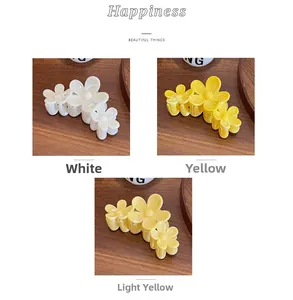 Détails de pinces à cheveux en forme de fleur en acrylique blanc et jaune pastel