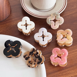 Elegant Flower Acetate Alloy Hair Claw Clip Vintage Four Leaf Clover Design Small Hairgrip For Women Fashion Hair Accessories Jewelry