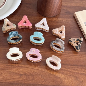 Eleganter Acetat Haarklammer Französischer Marmor Dreieck Oval Geometrischer Legierung Haargreifer Mode Täglich Damen Haarschmuck