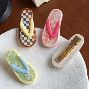 Creative Acetate Flip Flop Shape Hair Clips Summer Thong Marble Checkerboard Duckbill Clips For Women Girls Hair Styling