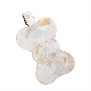 Elegant shell texture acetate hair clip with wavy shape and silver metal duckbill grip