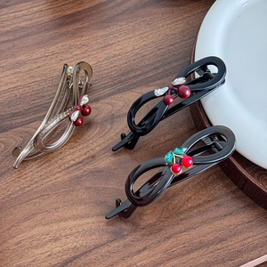 Three-piece set of elegant Maillard hair clips with cherry rhinestones and banana design