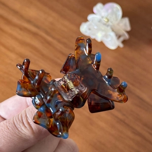 Sweet acetic acid bow hair claw clip in tortoise blue and brown for women's hairstyle