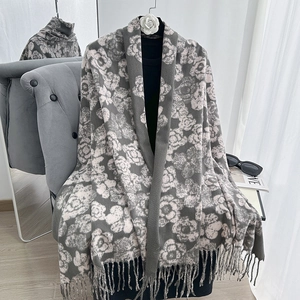 Elegant grey camellia pattern imitation cashmere shawl with tassels for winter