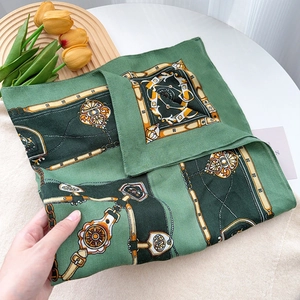 Women Retro Equestrian Print Satin Square Scarf Elegant Horsebit Chain Patterned Soft Neck Head Scarf Fashion Accessory