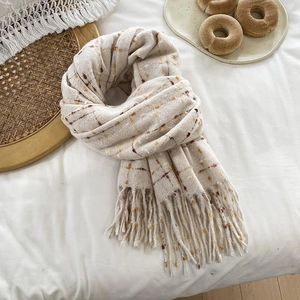 Thick warm cashmere-like plaid scarf for women with red and yellow patterns and tassels