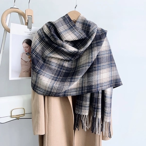 Women Classic Plaid Scarf Winter Thick Warm Cashmere Like Tassel Shawl Wrap Retro Checkered Lady Outdoor Neck Warmer