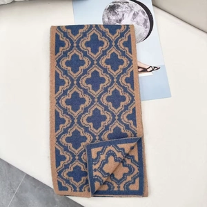 Sciarpa in lana di pecora a maglia con motivo jacquard floreale vintage blu e kaki