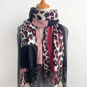 Women Leopard Print Color Block Winter Scarf Soft Warm Imitation Cashmere Shawl With Tassels Fashion Neck Warmer Large Wrap