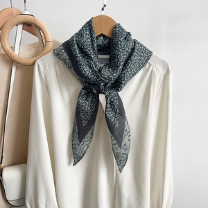 Vintage Paisley Floral Scarf Women Retro French Style Elegant Long Satin Like Neck Scarf Lightweight Polyester Shawl For Daily Wear