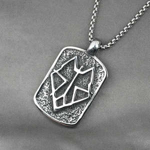 Retro titanium steel rectangle necklace for men with engraved double-sided wolf totem