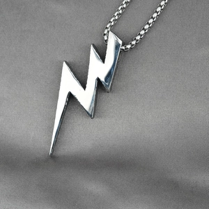 Retro lightning bolt pendant necklace in silver titanium steel with square fox tail chain