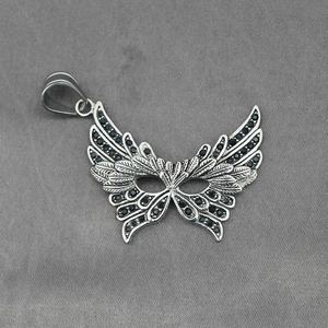 Vintage Titanium Steel Mask Butterfly Wing Pendant Necklace For Men Women Black Rhinestone Inlaid Gothic Punk Jewelry Gift