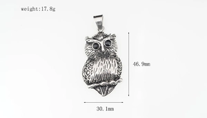 Detailed size chart of the owl pendant with 17.8g weight and 46.9mm height dimensions
