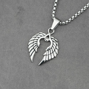 Collana con ciondolo ali d'angelo vintage in argento con catena box per uomo e donna