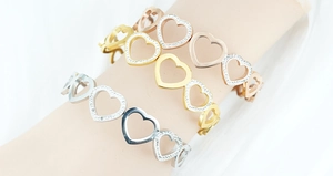 Bracelets à maillons en cœur argent, or et or rose sertis de petits diamants