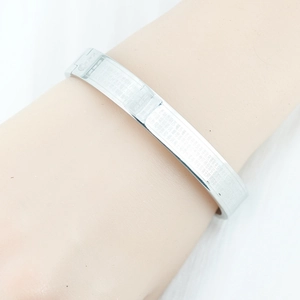 Vintage Stainless Steel Engraved Great Compassion Mantra Bangle For Men Women Silver Tone Buddhist Sutra Scripture Jewelry