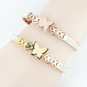 Bracciale Rigido in Acciaio al Titanio Con Farfalla Design a Cuore Traforato Satinato Gioielli Per Donna