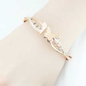 Roségouden open armband met vlinder en glinsterende kristallen voor dames