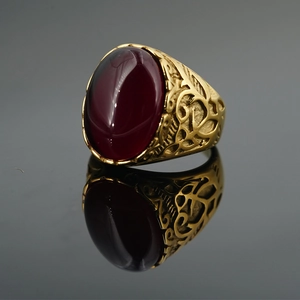 Vintage Titanium Steel Ring Red Rhinestone Inlaid Hollow Filigree Pattern Domineering Gold Plated Ring For Men Women Jewelry