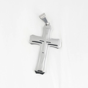 Three-layer titanium steel cross pendant necklace for men in silver stainless steel