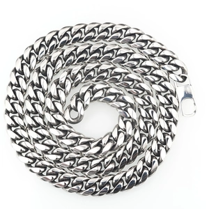 Collana a catena cubana spessa in acciaio inossidabile argento con chiusura a moschettone