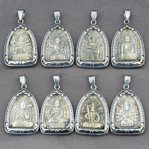 Collana con Pendente Buddha Protettore dei Dodici Segni Zodiacali in Acciaio al Titanio Gioielli Amuletto Religioso Vintage per Uomo Donna