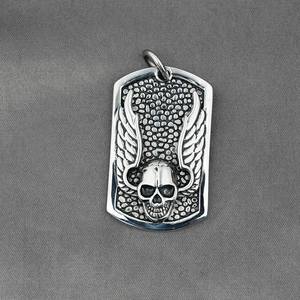 Hip hop skull pendant necklace with winged design on rectangular stainless steel tag