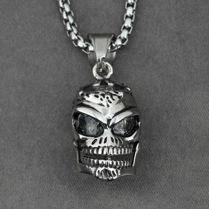 Vintage Punk Skull Pendant Necklace Men Stainless Steel Titanium Steel Gothic Hip Hop Jewelry Men Jewelry Accessories