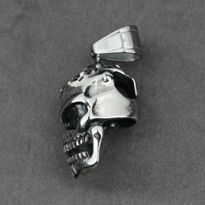 Retro stainless steel skull pendant with beast skull crown for men's punk hip-hop jewelry