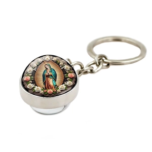 Porte-clés double face Vierge de Guadalupe avec couronne de fleurs et finition argentée