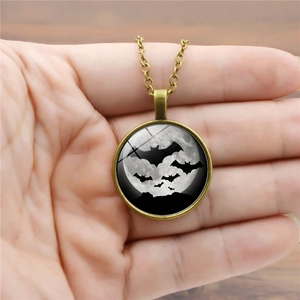 Gothic luminous bat necklace with bronze moon pendant for Halloween jewelry style