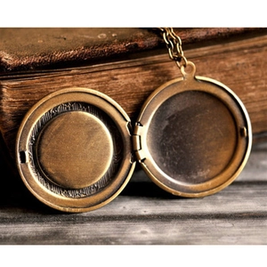 Vintage bronze moon locket pendant necklace with antique style openable double layer design
