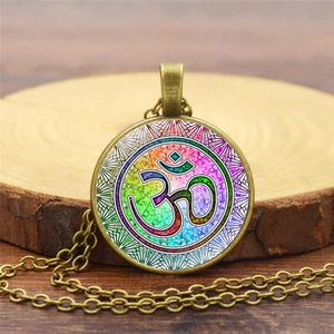 Collier Pendentif Mandala Sri Yantra Gemme du Temps Alliage Vintage Cabochon en Verre Bijoux Spirituels Yoga Symbole Om pour Hommes Femmes