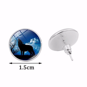1.5cm wolf howling at moon glass dome stud earrings with silver metal base set
