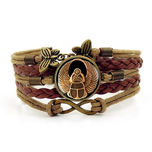 Bracelet multicouche vintage scarabée égyptien avec breloques infini et papillon