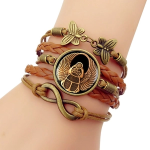 Bracelet Tissé Multicouche Vintage Scarabée Égyptien Alliage Verre Symbole Infini Papillon Bijoux de Main Bohème pour Femmes
