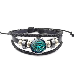 Bracelet multicouche en cuir noir avec pendentif Œil de Horus et perles en métal