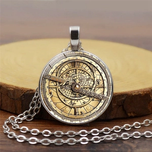 Vintage Compass Pendant Necklace For Women Men Retro Astrolabe Alloy Glass Cabochon Long Sweater Chain Fashion Jewelry Gift