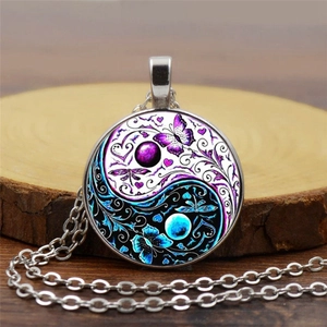Vintage Yin Yang Tai Chi Butterfly Glass Gemstone Pendant Necklace Alloy Chain Retro Sweater Necklace Jewelry For Women