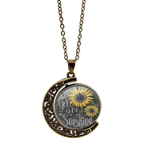 Collier lune vintage tournesol avec pendentif You are my sunshine sur une chaîne en bronze