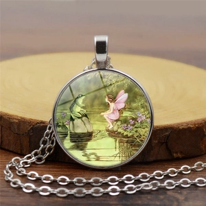 Collana con Ciondolo Gemma del Tempo Fata e Rana Fiabesca Vintage in Lega di Vetro Tonda Gioielli per Donna Uomo