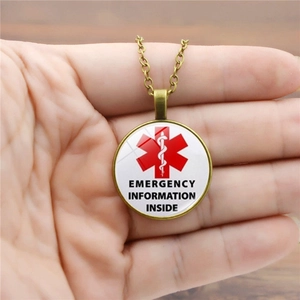 Collana per diabete in bronzo con croce medica e vano per informazioni di emergenza